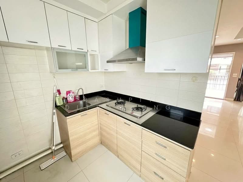 The Private Sukhumvit-Bangchak, Bangkok, 88 Sukhumvit 97/1 Alley, Bang Chak, Phra Khanong, Bangkok, 3 Bedrooms, 179 sqm, Townhouse For Rent, by Pasupit Ditbanjong, 500329722 - DDproperty.com