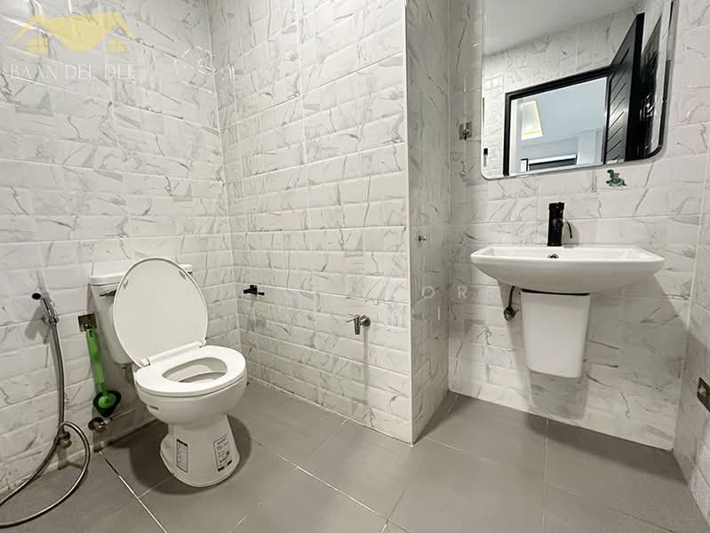 บ้านให้เช่า – ใกล้โรงเรียนคริสเตียนเยอรมันเชียงใหม่ เพียง 10 นาที ค่าเช่า 15,000บาท/เดือน No.15H516, Chiang Mai, Tha Wang Tal, Saraphi, Chiang Mai, 3 Bedrooms, 150 sqm, Semi-Detached House (Twin House) For Rent, by Rutchaporn Tunsiri, 500329736 - DDproperty.com