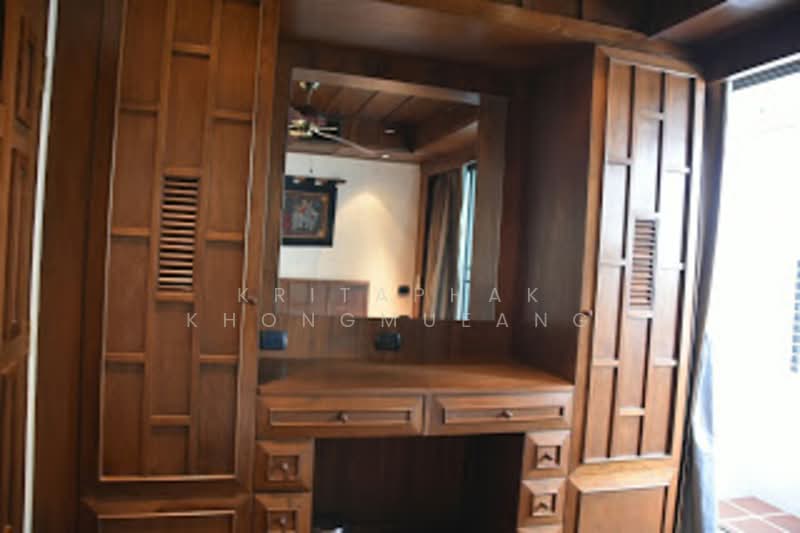 Diamond Tower, Bangkok, Silom, Bang Rak, Bangkok, 2 Bedrooms, 128 sqm, Condo For Sale, by Kritaphak Khongmueang, 500329741 - DDproperty.com
