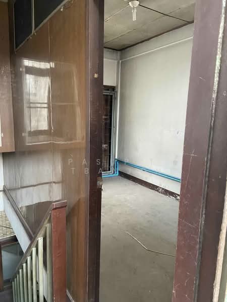 3-BR House, Bangkok, Tanon Nakorn Chaisri, Dusit, Bangkok, 3 Bedrooms, 150 sqm, Single Detached House For Sale, by Pasupit Ditbanjong, 500329743 - DDproperty.com