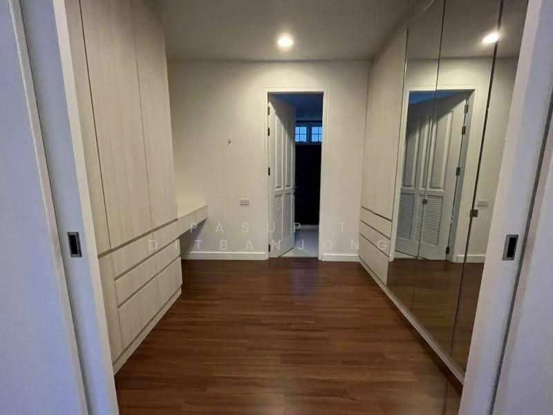4-BR Townhouse, Bangkok, Phra Kanong Nua, Watthana, Bangkok, 4 Bedrooms, 250 sqm, Townhouse For Rent, by Pasupit Ditbanjong, 500329776 - DDproperty.com