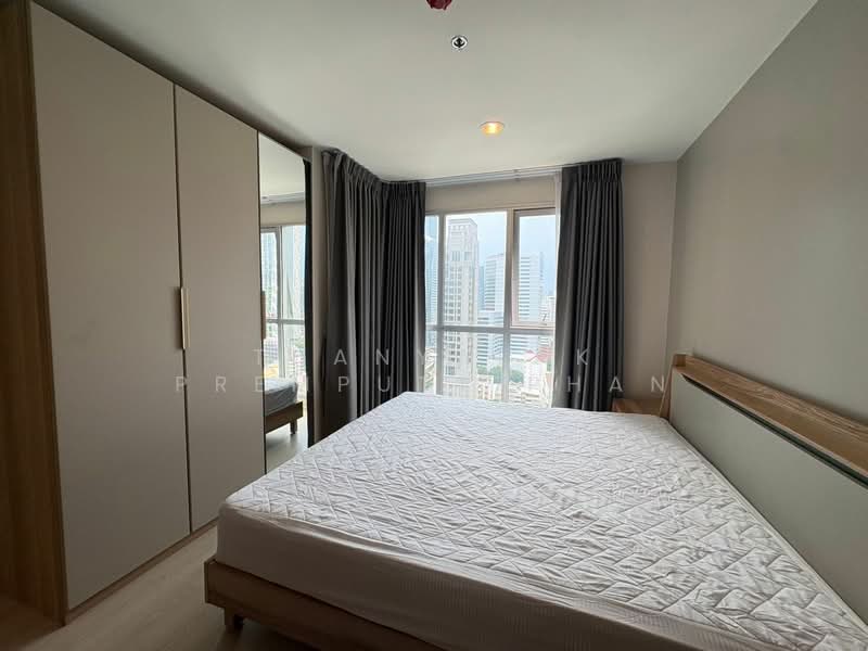 Rhythm Sathorn-Narathiwas, Bangkok, 651 Naradhiwas Rajanagarindra Road, Thung Maha Mek, Sathon, Bangkok, 1 Bedroom, 38 sqm, Condo For Rent, by Thanyalak Premputtiphan, 500329802 - DDproperty.com