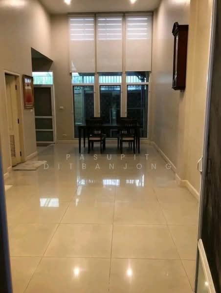 Baan Ravipa Sukhumvit 103, Bangkok, Soi Sukhumvit 103 (Udomsuk Road), Bang Chak, Phra Khanong, Bangkok, 5 Bedrooms, 260 sqm, Single Detached House For Rent, by Pasupit Ditbanjong, 500329829 - DDproperty.com