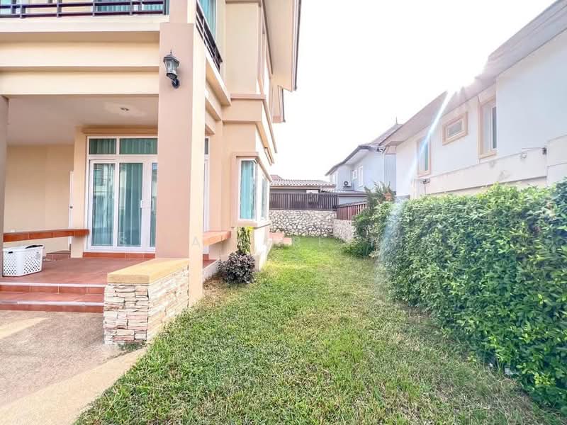 3-BR House, Chon Buri (Pattaya), Nong Pla Lai, Bang Lamung (Pattaya), Chon Buri (Pattaya), 3 Bedrooms, 272 sqm, Single Detached House For Rent, by Sita Shrestha, 500329830 - DDproperty.com