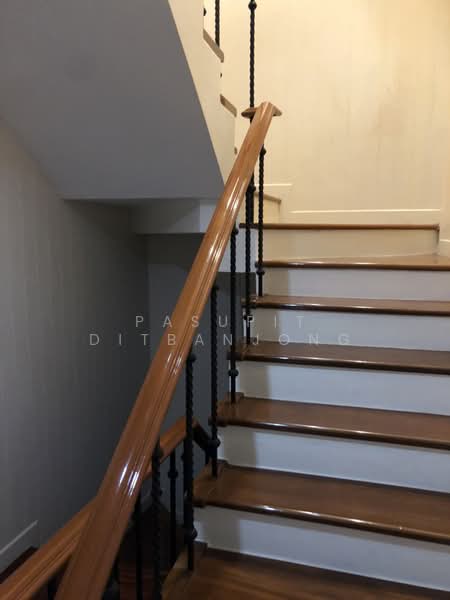 4-BR Townhouse, Bangkok, Khlong Tan Nua, Watthana, Bangkok, 4 Bedrooms, 350 sqm, Townhouse For Rent, by Pasupit Ditbanjong, 500329840 - DDproperty.com