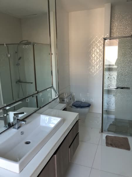 4-BR Townhouse, Bangkok, Khlong Tan Nua, Watthana, Bangkok, 4 Bedrooms, 350 sqm, Townhouse For Rent, by Pasupit Ditbanjong, 500329840 - DDproperty.com