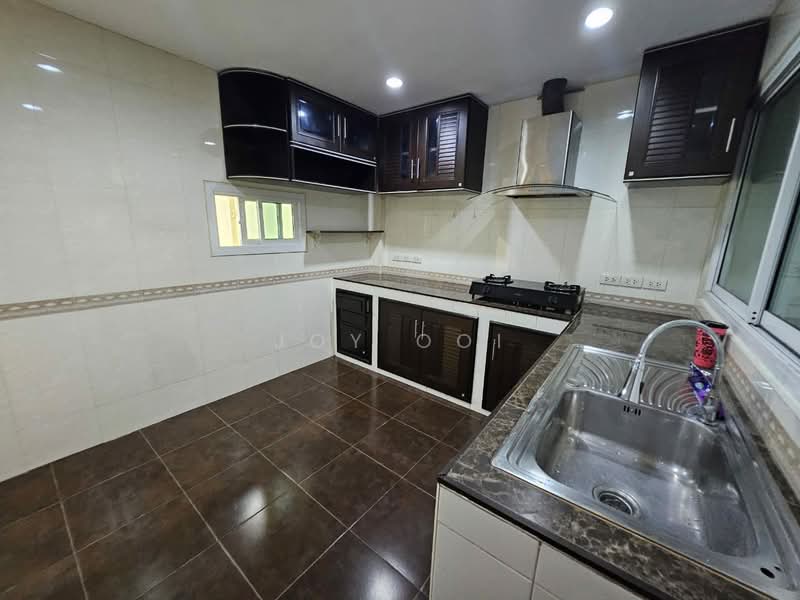Sukhumvit 24 Home, Bangkok, Soi Methi Niwet, Sukhumvit Road, Khong Tan, Khlong Toei, Bangkok, 3 Bedrooms, 240 sqm, Condo For Rent, by Joy Ooi, 500329842 - DDproperty.com