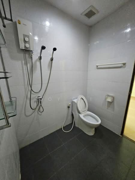 Sukhumvit 24 Home, Bangkok, Soi Methi Niwet, Sukhumvit Road, Khong Tan, Khlong Toei, Bangkok, 3 Bedrooms, 240 sqm, Condo For Rent, by Joy Ooi, 500329842 - DDproperty.com