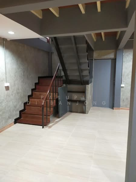 บ้าน 3-ห้องนอน, กรุงเทพ, คลองตันเหนือ, วัฒนา, กรุงเทพ, 200 ตร.ม., บ้านเดี่ยว ให้เช่า, โดย Pasupit Ditbanjong, 500329873 - DDproperty.com