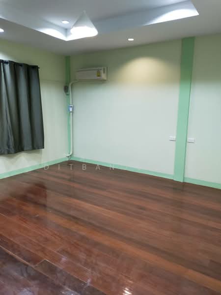 3-BR House, Bangkok, Khlong Tan Nua, Watthana, Bangkok, 3 Bedrooms, 200 sqm, Single Detached House For Rent, by Pasupit Ditbanjong, 500329873 - DDproperty.com