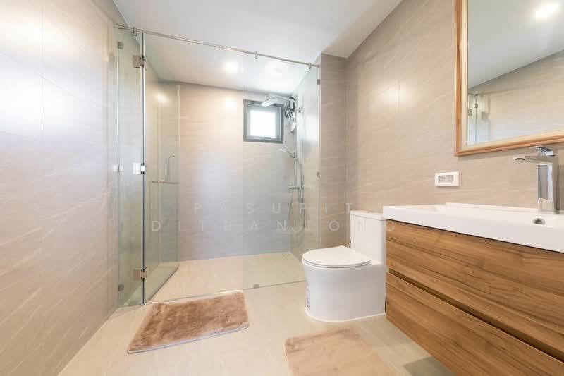 3-BR Townhouse, Bangkok, Bowon Niwet, Phra Nakhon, Bangkok, 3 Bedrooms, 420 sqm, Townhouse For Rent, by Pasupit Ditbanjong, 500329892 - DDproperty.com