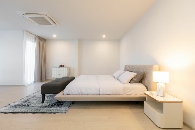 3-BR Townhouse, Bangkok, Bowon Niwet, Phra Nakhon, Bangkok, 3 Bedrooms, 420 sqm, Townhouse For Sale, by Pasupit Ditbanjong, 500329898 - DDproperty.com