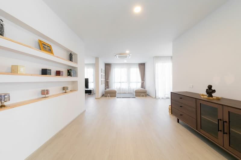 3-BR Townhouse, Bangkok, Bowon Niwet, Phra Nakhon, Bangkok, 3 Bedrooms, 420 sqm, Townhouse For Sale, by Pasupit Ditbanjong, 500329898 - DDproperty.com