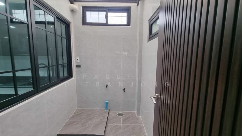 undefined, Bangkok, Khong Tan, Khlong Toei, Bangkok, 6 Bedrooms, 365 sqm, Townhouse For Rent, by Pasupit Ditbanjong, 500329927 - DDproperty.com