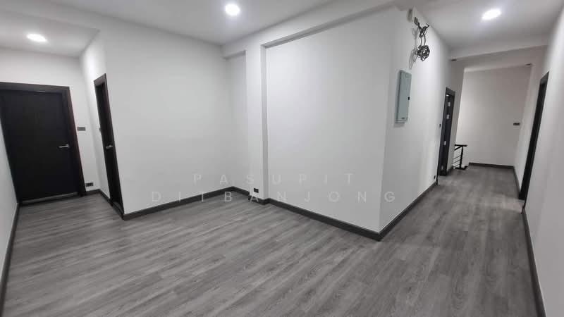 undefined, Bangkok, Khong Tan, Khlong Toei, Bangkok, 6 Bedrooms, 365 sqm, Townhouse For Rent, by Pasupit Ditbanjong, 500329927 - DDproperty.com
