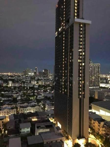 The Base Sukhumvit 77, Bangkok, 289 Sukhumvit 77 Road, Phra Kanong Nua, Watthana, Bangkok, 1 Bedroom, 30 sqm, Condo For Rent, by Manapong Phromphitak, 500329956 - DDproperty.com