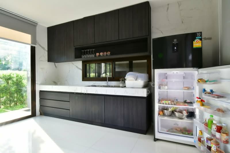 ขาย บ้านเขาใหญ่ สไตล์ Modern (วิวเขา 180 องศา) เนื้อที่ 204 ตร.วา 4 ห้องนอน 6 ห้องน้ำ มีสระว่ายน้ำ, Nakhon Ratchasima, เขาใหญ่, Nong Nam Sang, Pak Chong, Nakhon Ratchasima, 4 Bedrooms, 400 sqm, Villa For Sale, by TopLands of Thailand, 500329958 - DDproperty.com