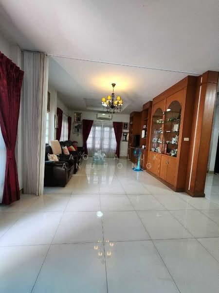 ซอยโกสุมรวมใจ 40 ใกล้สนามบิน ดอนเมือง, Bangkok, Don Mueang, Bangkok, 6 Bedrooms, 300 sqm, Single Detached House For Sale, by Saowaluk Anupong, 500329982 - DDproperty.com