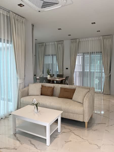89 Residence Ratchada-Rama 9, Bangkok, Huai Khwang, Bangkok, 4 Bedrooms, 250 sqm, Single Detached House For Rent, by Fazwaz (Thailand) Co., Ltd., 500329988 - DDproperty.com