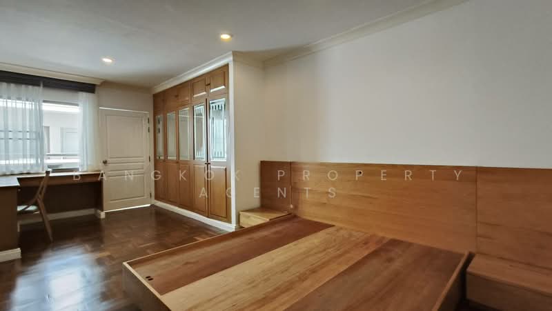 Baan Sawasdee, Bangkok, 42-1 Soi Sukhumvit 31, Khlongtoei Nua, Watthana, Bangkok, 3 Bedrooms, 378 sqm, Condo For Rent, by BANGKOK PROPERTY AGENTS, 500329994 - DDproperty.com