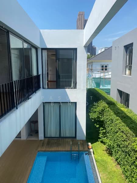 undefined, Bangkok, Phra Kanong, Khlong Toei, Bangkok, 4 Bedrooms, 450 sqm, Single Detached House For Rent, by Pasupit Ditbanjong, 500330007 - DDproperty.com