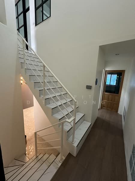 3-BR Townhouse, Bangkok, Khong Tan, Khlong Toei, Bangkok, 3 Bedrooms, 400 sqm, Townhouse For Rent, by Pasupit Ditbanjong, 500330013 - DDproperty.com