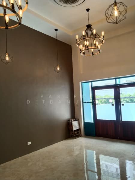 3-BR Townhouse, Bangkok, Khong Tan, Khlong Toei, Bangkok, 3 Bedrooms, 400 sqm, Townhouse For Rent, by Pasupit Ditbanjong, 500330013 - DDproperty.com