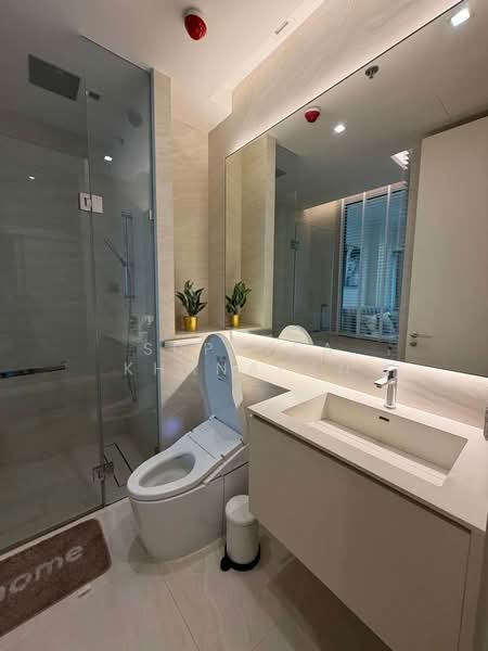The Strand Thonglor, Bangkok, 36 Soi Sukhumvit 55, Khlong Tan Nua, Watthana, Bangkok, 1 Bedroom, 55 sqm, Condo For Rent, by Supatra Khanapan, 500330017 - DDproperty.com