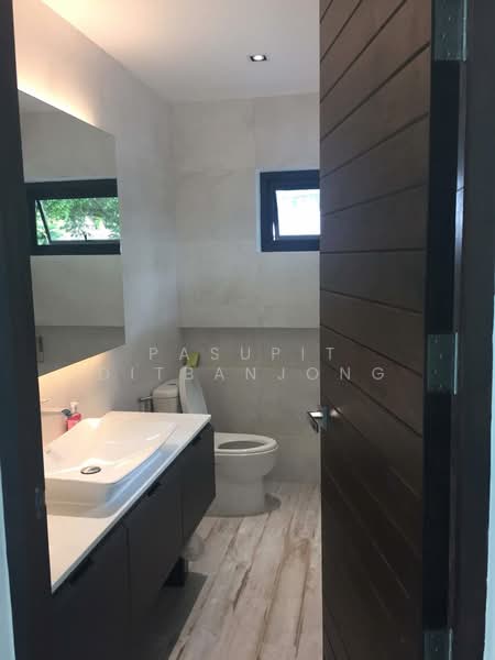 บ้าน 4-ห้องนอน, กรุงเทพ, สามเสนนอก, ห้วยขวาง, กรุงเทพ, 300 ตร.ม., บ้านเดี่ยว ให้เช่า, โดย Pasupit Ditbanjong, 500330031 - DDproperty.com