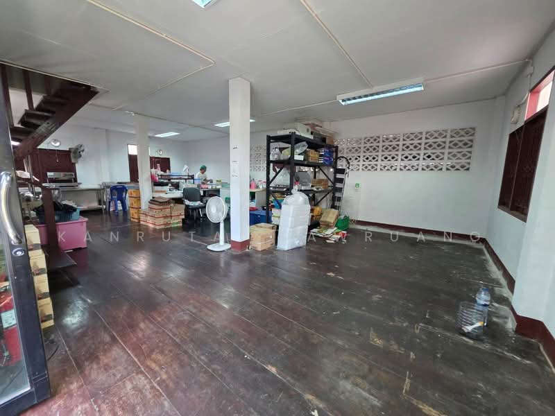 Warehouse Soi Vipavadeerungsit 60, Bangkok, Vipavadeerungsit 60/1, Jom Phon, Chatuchak, Bangkok, 2 Bedrooms, 508 sqm, Single Detached House For Sale, by Kanrutai Dawruang, 500330035 - DDproperty.com
