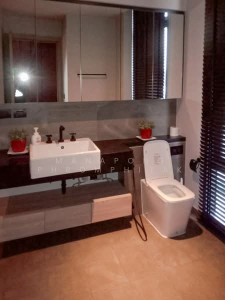 The Lofts Asoke, Bangkok, Sukhumvit 21 Road, Khlongtoei Nua, Watthana, Bangkok, 2 Bedrooms, 87 sqm, Condo For Rent, by Manapong Phromphitak, 500330037 - DDproperty.com
