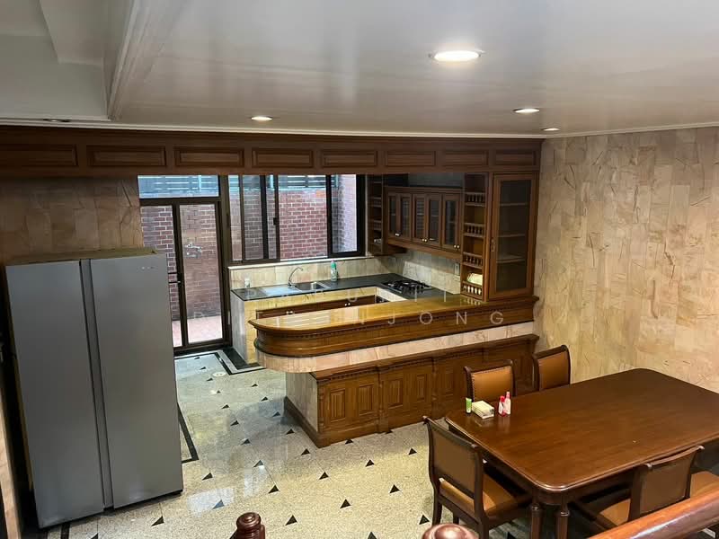 undefined, Bangkok, Khlong Tan Nua, Watthana, Bangkok, 3 Bedrooms, 350 sqm, Townhouse For Rent, by Pasupit Ditbanjong, 500330046 - DDproperty.com
