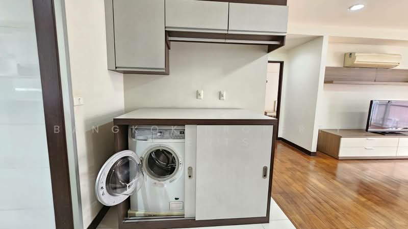 Baan Sukhumvit 14 : บ้านสุขุมวิท 14, กรุงเทพ, 1/1 ซอย สุขุมวิท 14, คลองเตย, กรุงเทพ, 99 ตร.ม., คอนโด ให้เช่า, โดย BANGKOK PROPERTY AGENTS, 500330057 - DDproperty.com