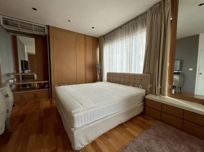 The Emporio Place, Bangkok, 93 Soi Sukhumvit 24, Sukhumvit Road, Khong Tan, Khlong Toei, Bangkok, 2 Bedrooms, 126 sqm, Condo For Rent, by Supatra Khanapan, 500330071 - DDproperty.com