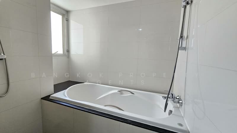Baan Sukhumvit 14 : บ้านสุขุมวิท 14, กรุงเทพ, 1/1 ซอย สุขุมวิท 14, คลองเตย, คลองเตย, กรุงเทพ, 100 ตร.ม., คอนโด ให้เช่า, โดย BANGKOK PROPERTY AGENTS, 500330081 - DDproperty.com