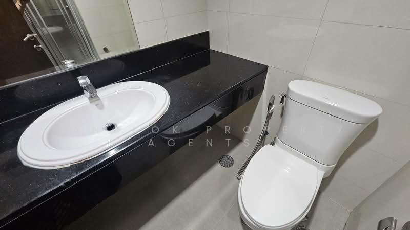 Baan Sukhumvit 14, Bangkok, 1/1 Soi Sukhumvit 14, Khlong Toei, Khlong Toei, Bangkok, 2 Bedrooms, 100 sqm, Condo For Rent, by BANGKOK PROPERTY AGENTS, 500330081 - DDproperty.com