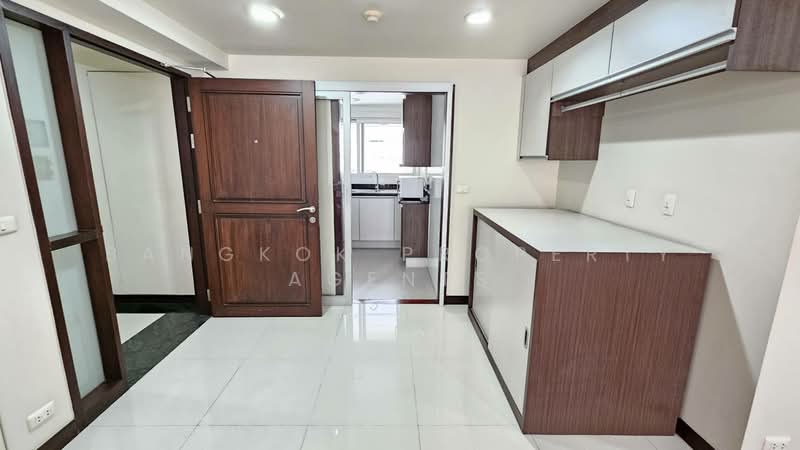 Baan Sukhumvit 14, Bangkok, 1/1 Soi Sukhumvit 14, Khlong Toei, Khlong Toei, Bangkok, 2 Bedrooms, 100 sqm, Condo For Rent, by BANGKOK PROPERTY AGENTS, 500330081 - DDproperty.com