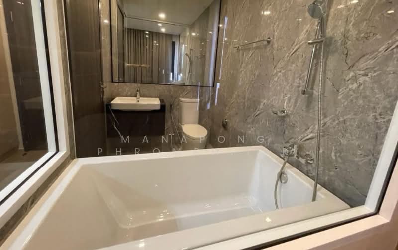 ASHTON Asoke, Bangkok, 131 Asoke Montri Road, Khlongtoei Nua, Watthana, Bangkok, 2 Bedrooms, 65 sqm, Condo For Rent, by Manapong Phromphitak, 500330086 - DDproperty.com