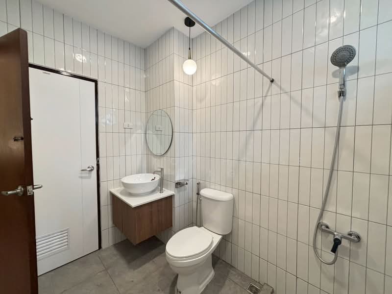 AA Court, Bangkok, 90 Sukhumvit 26, Khong Tan, Khlong Toei, Bangkok, 2 Bedrooms, 120 sqm, Condo For Rent, by Bangkok House Living, 500330103 - DDproperty.com