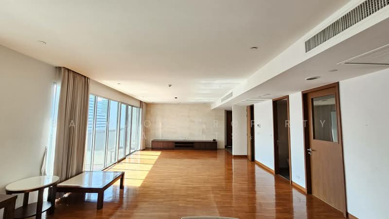 Chodtayakorn, Bangkok, Soi Sukhumvit 23, Khlongtoei Nua, Watthana, Bangkok, 4 Bedrooms, 245 sqm, Condo For Rent, by BANGKOK PROPERTY AGENTS, 500330113 - DDproperty.com