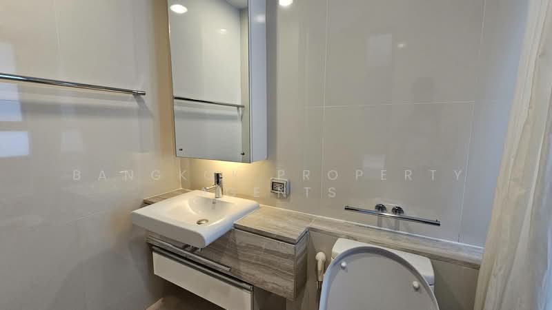 Chodtayakorn, Bangkok, Soi Sukhumvit 23, Khlongtoei Nua, Watthana, Bangkok, 4 Bedrooms, 245 sqm, Condo For Rent, by BANGKOK PROPERTY AGENTS, 500330113 - DDproperty.com