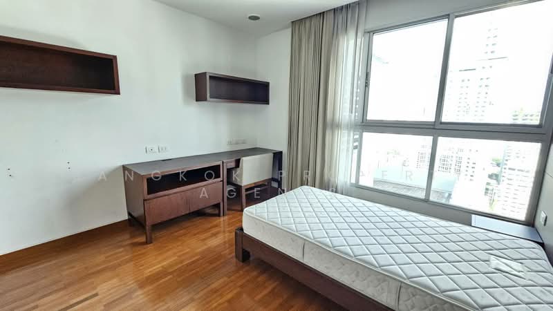 Chodtayakorn, Bangkok, Soi Sukhumvit 23, Khlongtoei Nua, Watthana, Bangkok, 4 Bedrooms, 245 sqm, Condo For Rent, by BANGKOK PROPERTY AGENTS, 500330113 - DDproperty.com