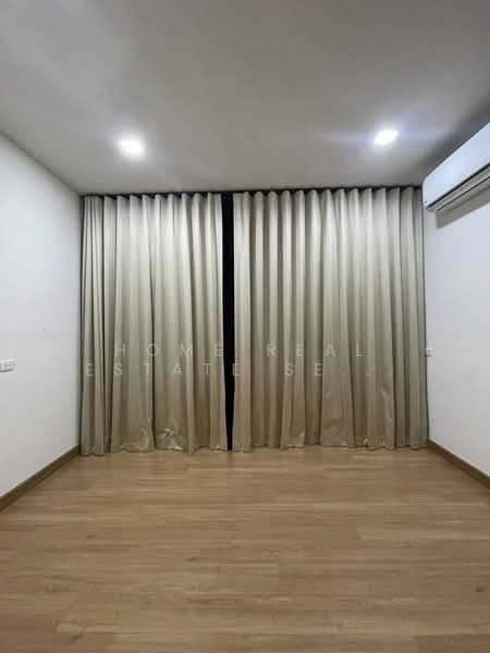 Golden Neo Bangkhae, Bangkok, 345 005/1 Soi Kanchanaphisek, Lak Song, Bang Khae, Bangkok, 4 Bedrooms, 136 sqm, Townhouse For Sale, by HOME Real Estate Service, 500330116 - DDproperty.com