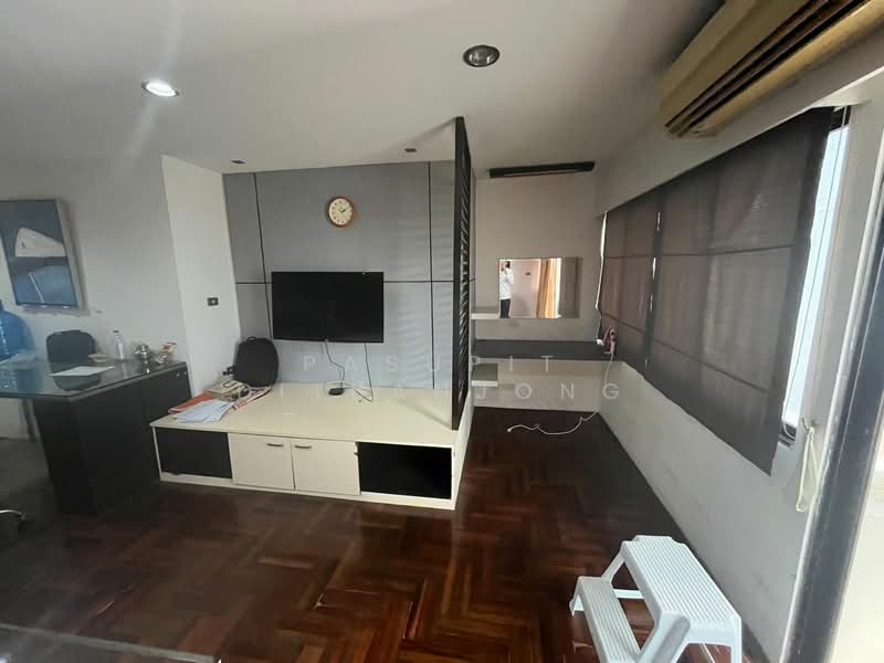 Saranjai Mansion, Bangkok, Soi Sukhumvit 6, Khlong Toei, Bangkok, 1 Bedroom, 70 sqm, Condo For Sale, by Pasupit Ditbanjong, 500330136 - DDproperty.com