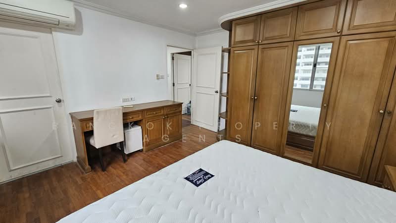 D.S. Tower 1 Sukhumvit 33, Bangkok, Soi Phrom Chit, Khlong Tan Nua, Watthana, Bangkok, 3 Bedrooms, 250 sqm, Condo For Rent, by BANGKOK PROPERTY AGENTS, 500330160 - DDproperty.com