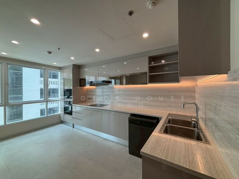 GM Serviced Apartment, Bangkok, 47 Soi Sukhumvit 20, Khlong Toei, Bangkok, 4 Bedrooms, 310 sqm, Condo For Rent, by Bangkok House Living, 500330163 - DDproperty.com