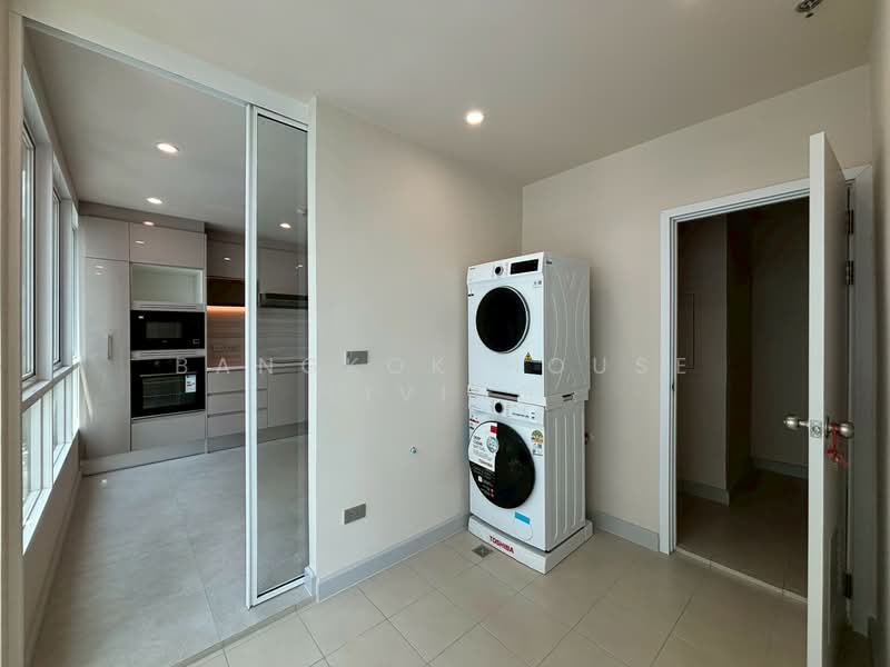 GM Serviced Apartment, Bangkok, 47 Soi Sukhumvit 20, Khlong Toei, Bangkok, 4 Bedrooms, 310 sqm, Condo For Rent, by Bangkok House Living, 500330163 - DDproperty.com