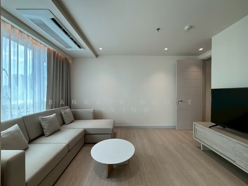 GM Serviced Apartment, Bangkok, 47 Soi Sukhumvit 20, Khlong Toei, Bangkok, 4 Bedrooms, 310 sqm, Condo For Rent, by Bangkok House Living, 500330163 - DDproperty.com