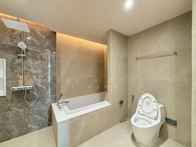 GM Serviced Apartment : จีเอ็ม เซอร์วิส อพาร์ทเม้น, กรุงเทพ, 47 ซอยสุขุมวิท 20, คลองเตย, กรุงเทพ, 310 ตร.ม., คอนโด ให้เช่า, โดย Bangkok House Living, 500330163 - DDproperty.com
