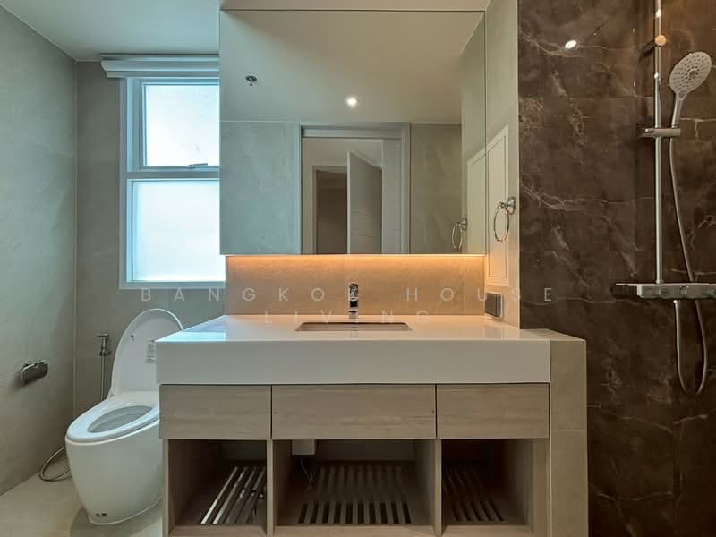 GM Serviced Apartment, Bangkok, 47 Soi Sukhumvit 20, Khlong Toei, Bangkok, 4 Bedrooms, 310 sqm, Condo For Rent, by Bangkok House Living, 500330163 - DDproperty.com